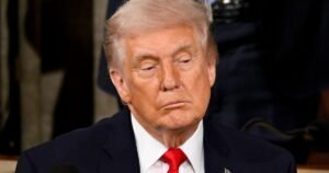 New poll shows low Trump approval rating and gloomy take on the economy