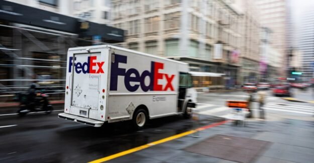 FedEx will refund customers for Trump’s tariffs — if there ever are any refunds