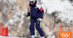 Lindsey Vonn crashes in downhill race at Milano Cortina Games