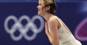 Alysa Liu carries Team USA to Olympic medal contention after carefree short program performance