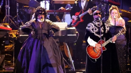 Memoriam Honors Brian Wilson, Bob Weir, D’Angelo