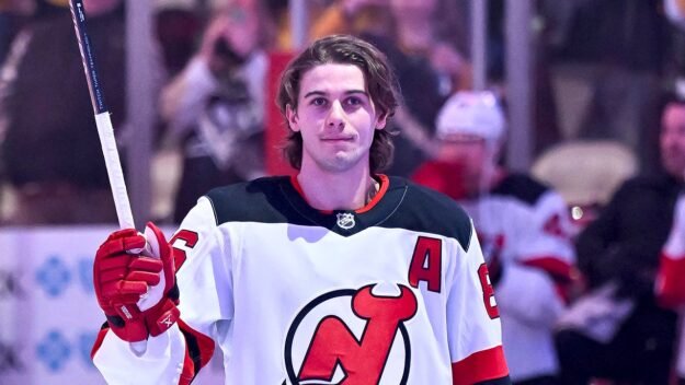 Devils’ Jack Hughes receives ovation from Penguins crowd for Olympic heroics
