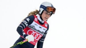 Lindsey Vonn says she will compete at Olympics days after World Cup crash