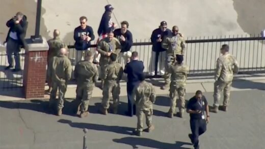 US men’s hockey team shares medal moment with military before White House visit