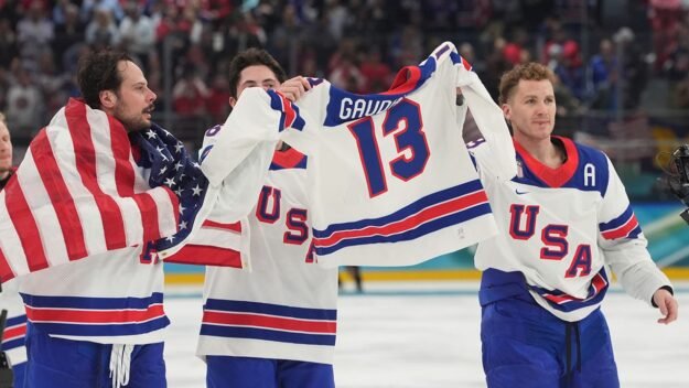 US men’s hockey honors Johnny Gaudreau