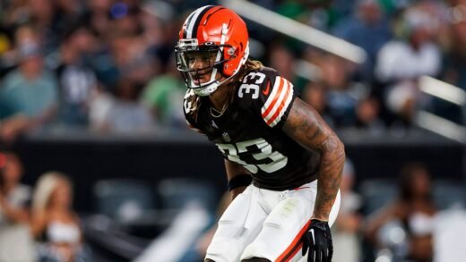 Browns safety Ronnie Hickman assaulted by crew in NYC hotel lobby