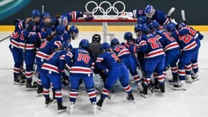 Team USA women’s hockey routs Finland with Vance in attendance