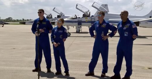 Artemis II astronauts arrive in Florida to prepare for launch to the moon