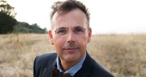 Comedy legend Rob Newman escaping into ‘relative tranquility’ of WWII | Books | Entertainment