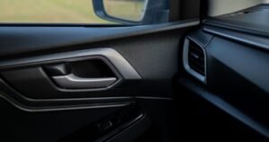 Drivers urged to ‘lock doors fast’ if they encounter trap