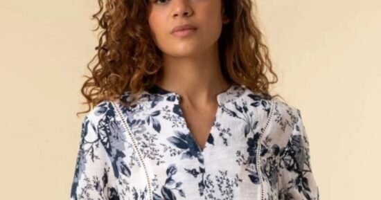 Roman spring top that ‘doesn’t crease’ has ‘flattering shape’