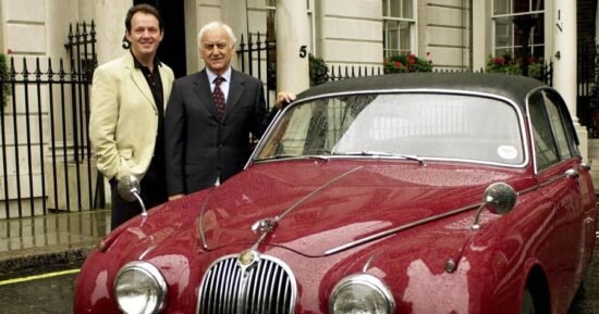 Mismatched cop thrillers might be Oxford-set but Insp Morse they ain’t | Books | Entertainment