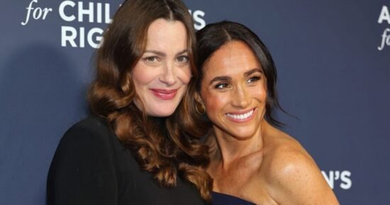 Meghan Markle divides royal fans in £3k red carpet look | Royal | News