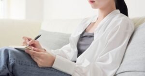 Man buys DVD and finds four-word note hidden inside CD case