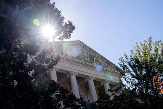 Kentucky Senate Passes Bill Allowing Easier Faculty Layoffs