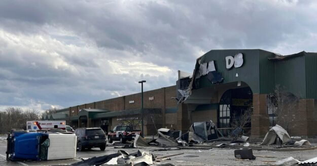 At least 4 dead after reported tornado rips through Michigan and storms hit central U.S.