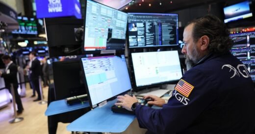 Stocks tumble as Wall Street nears longest losing streak in nearly 4 years