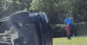 Tiger Woods charged with DUI after rollover crash in Florida