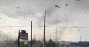 Tornado leaves path of destruction in Michigan town