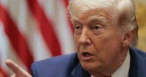 Trump sends mixed messages on Iran