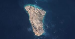 U.S. strikes key Iranian oil hub