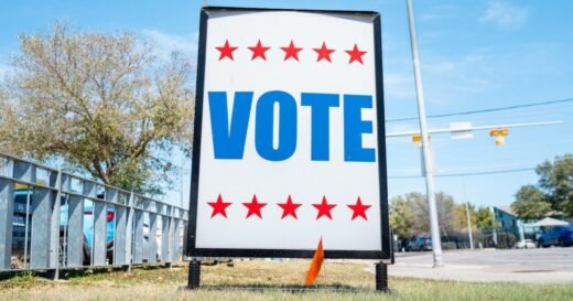 Why polls are staying open an hour longer for the Democratic primary in Dallas County, Texas