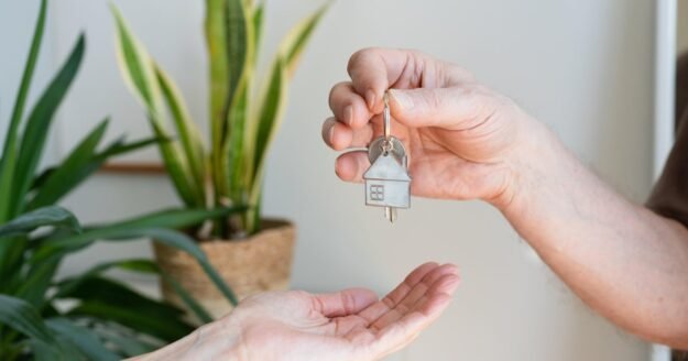 How much does becoming a homeowner at 30 boost your net worth?