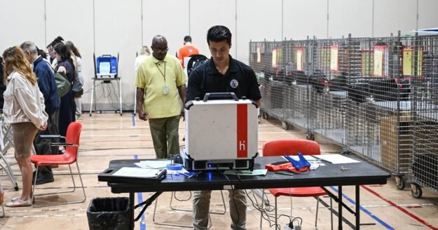 Polls start closing in today’s primaries in Texas, North Carolina and Arkansas