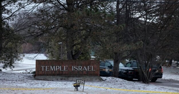 Michigan synagogue attacker was “not stable” ahead of incident, ex-wife told 911 operator