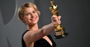 Oscar winners, stars walk Vanity Fair Oscar Party red carpet