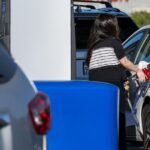 Gas in U.S. hits $4 a gallon for first time since August 2022