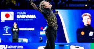 “Quad god” Ilia Malinin wins 3rd consecutive world figure skating championship title after disastrous Olympic performance