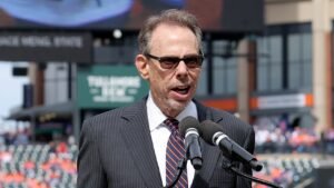 MLB news: Mets broadcaster Howie Rose says he will retire after 2026 season