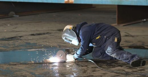 The Hanwha Philly shipyard delivers around 1 ship a year. A South Korean Hanwha shipyard delivers 1 a week.