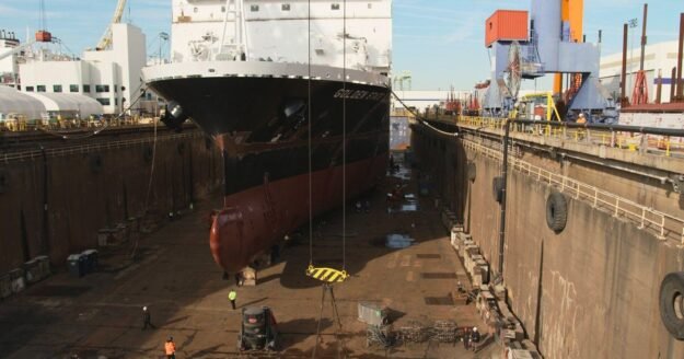 Collapse of U.S. shipbuilding poses national and economic security risks | 60 Minutes