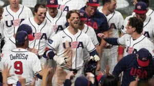 Yankees broadcaster takes issue with fervent patriotism in World Baseball Classic