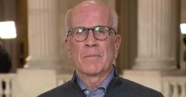 Sen. Peter Welch praises Trump’s ouster of Noem: “She went on a rampage in Minneapolis”