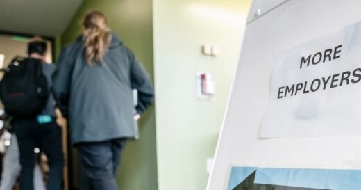 March jobs report may show labor market stable before Iran war