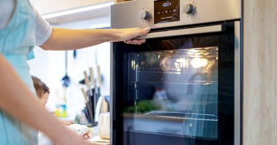 Get oven shelves looking good as new with little-known 9p cleaning Method