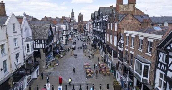 Major UK furniture brand and four more fall into administration