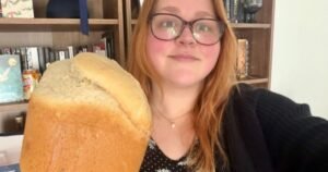 I use easy method to make my own sourdough bread without the kneading