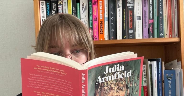 I read 3 books everyone ‘loved’ — I’ll never listen to reviews again | Books | Entertainment