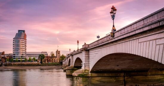 ‘Magical’ London walk feels like you’ve stepped into rural paradise