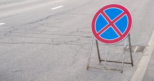 Drivers confused by red and blue cross road sign ‘everyone should know’