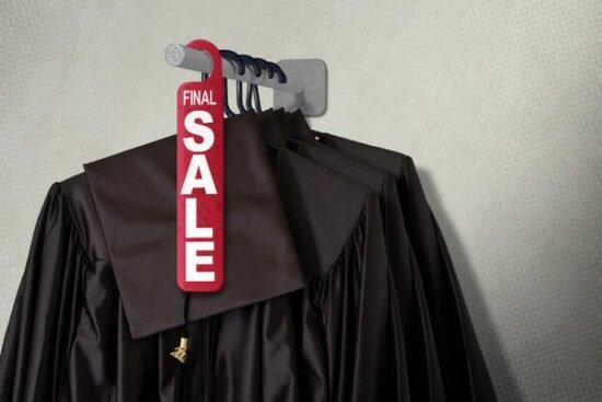 Some Programs Offer Early Start to Access Grad PLUS Loans