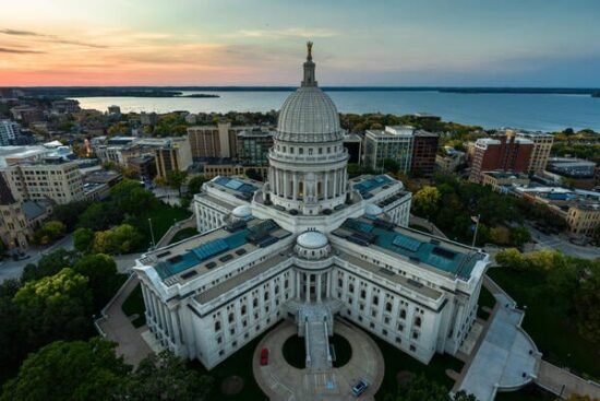Wisconsin Regents Defend Firing President
