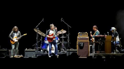 Sturgill Simpson Announces 2026 Tour Dates With the Dark Clouds