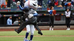 Geese Bassist Dominic DiGesu Throws First Pitch at Mets Game