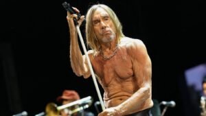 Iggy Pop Performs Stooges Classics