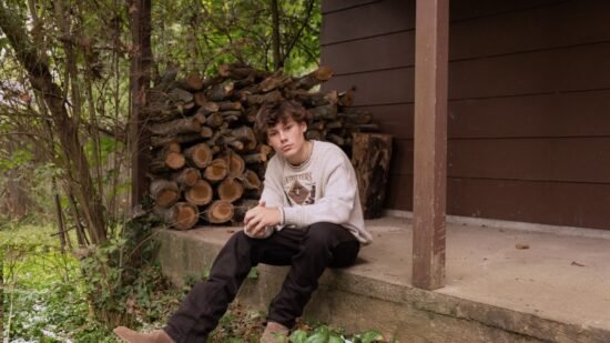 Maddox Batson on Those ‘Country Justin Bieber’ Comparisons